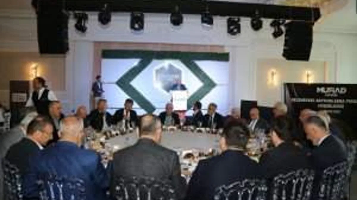 Başkan Memduh Büyükkılıç, bayramlaşma programlarına katıldı