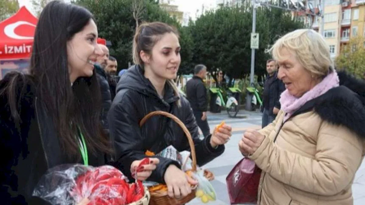 İzmit Belediyesi'nden kadına yönelik şiddet farkındalığı