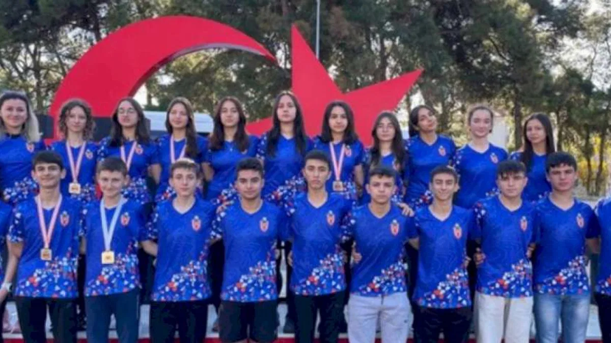 Bursa İnegöllü oryantiring sporcuları şehitler anısına yarıştı