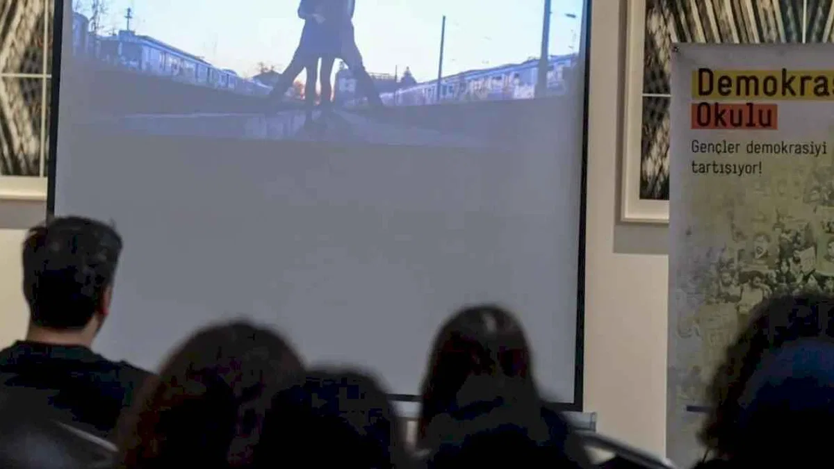 Akdeniz Akademisi Demokrasi Okulu açıldı