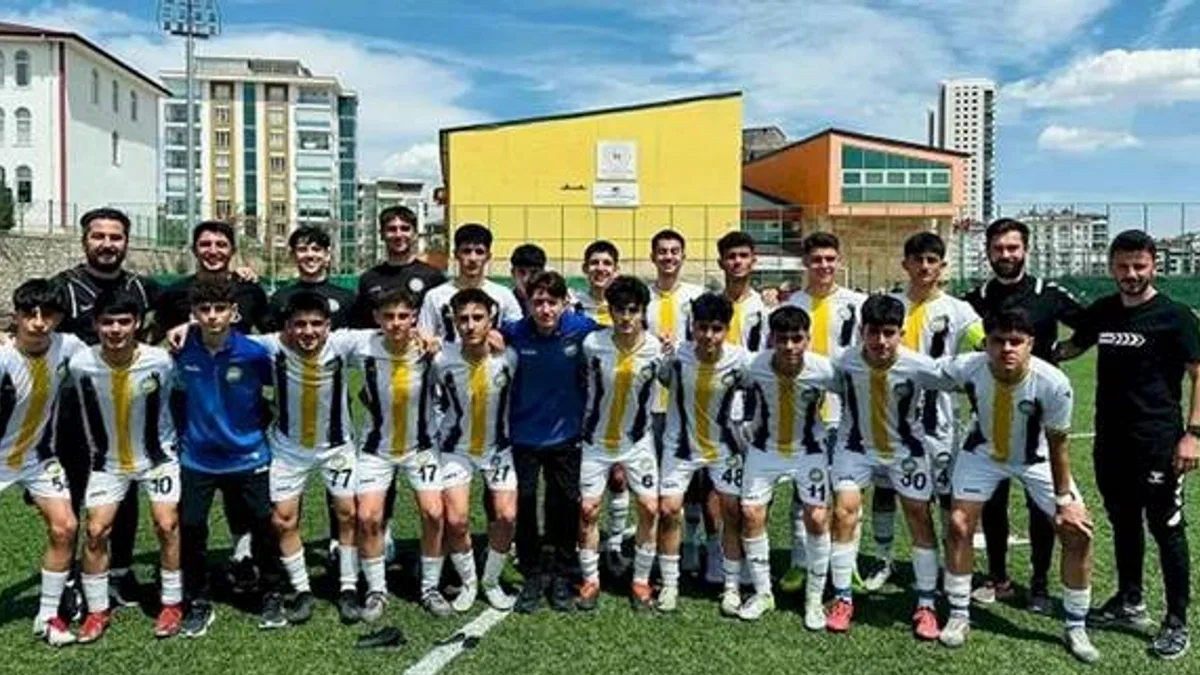 Kayseri Talas Belediyespor doludizgin gidiyor