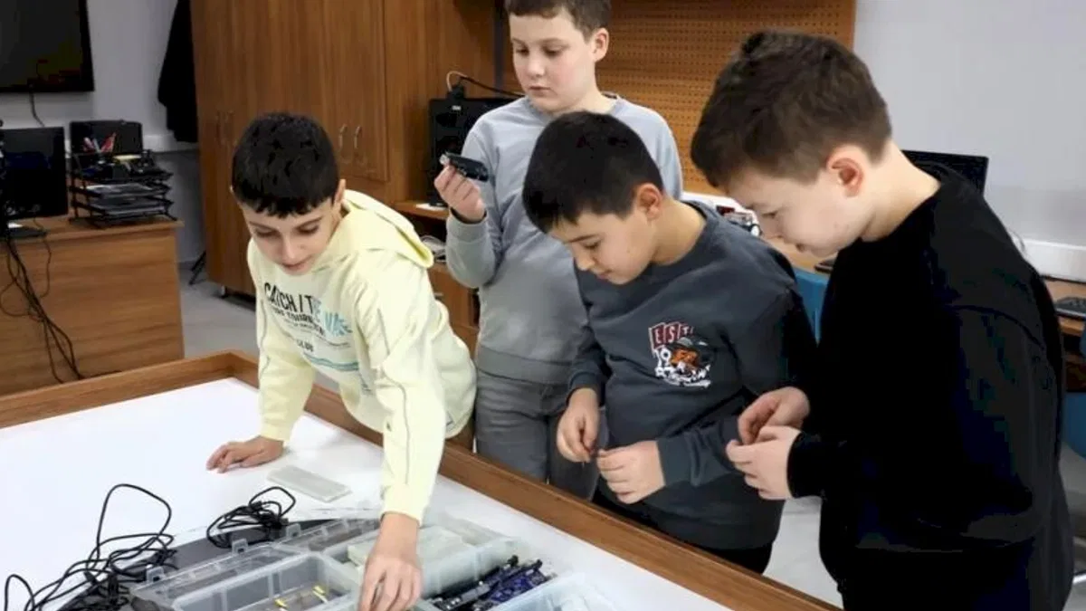 Kocaeli’nin geleceği Bilgievleri’nde şekilleniyor