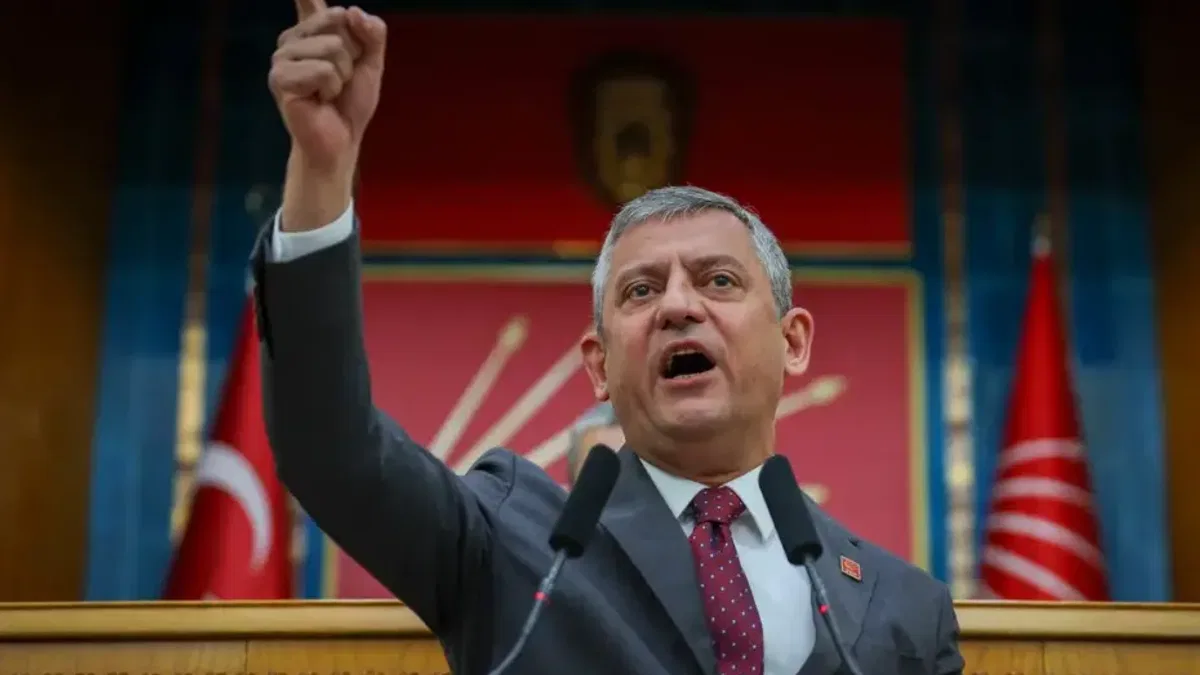 AK Parti'ye geçen Başkan Köksal'a 'Özel' tepki: CHP’nin kapısında yalvarma!