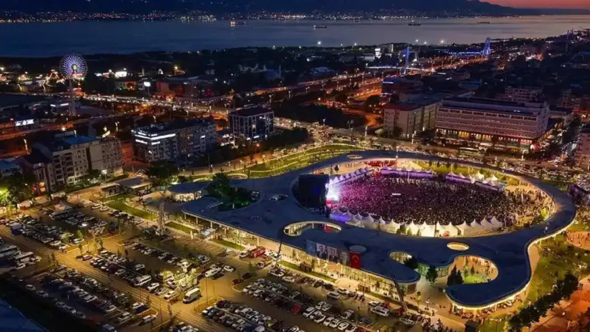 Kocaeli’de yaz neşesi meydana taşınıyor