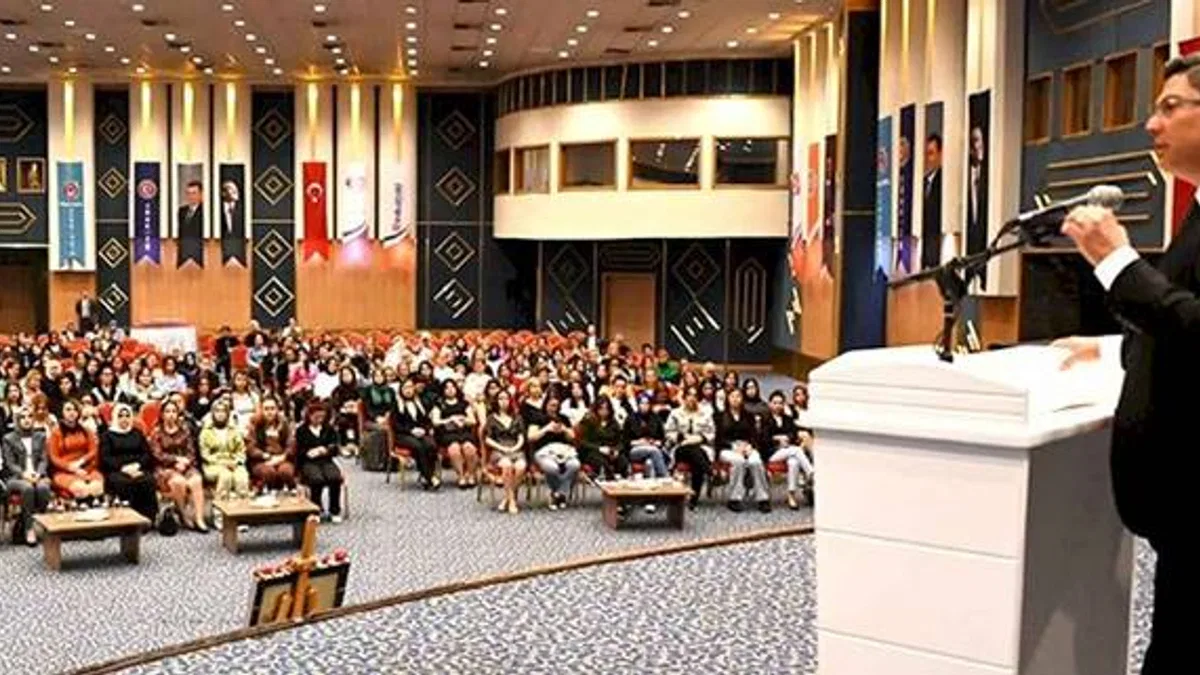 Kadın işçiler Büyük Kurultay'da toplandı