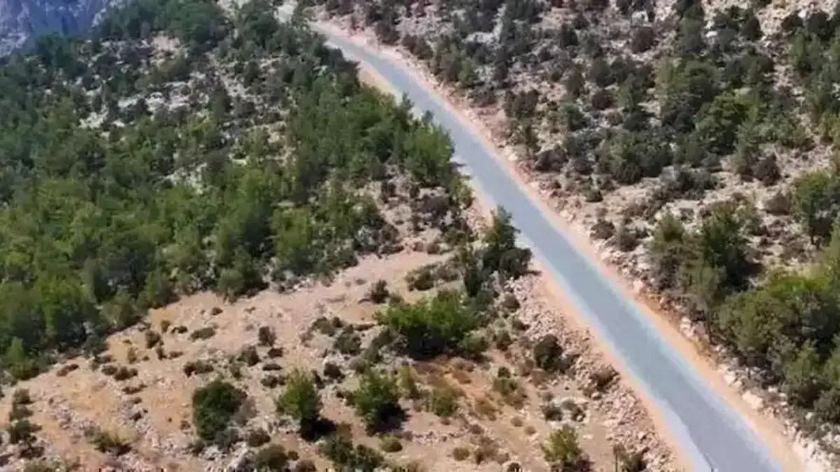 Mersin Büyükşehir’den Gülnar’da yol ve altyapı atağı