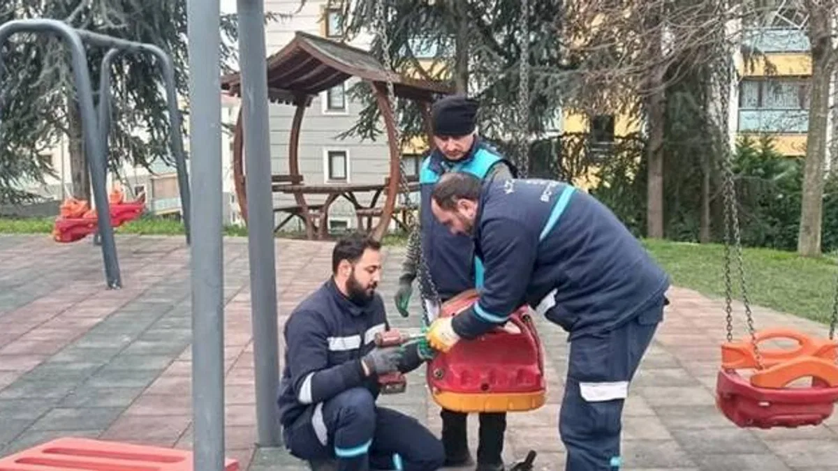 Kocaeli'de parklar Büyükşehir’le güvenli ve sağlam