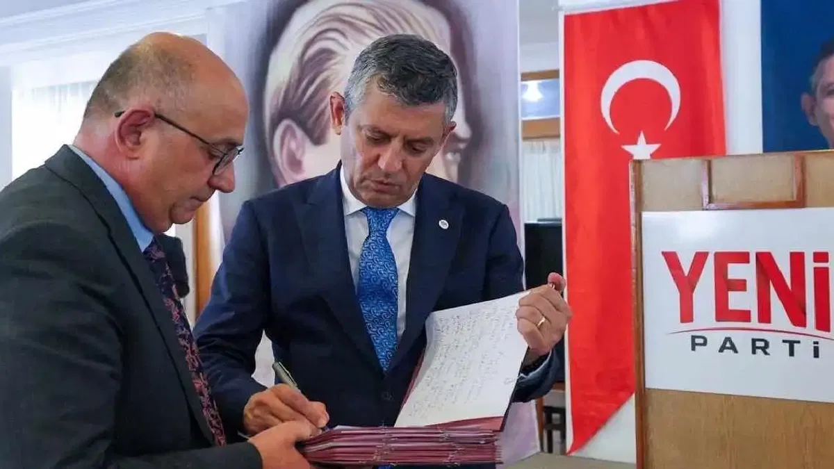 Özgür Özel, YENİ Parti'nin Genel Başkanı seçildi