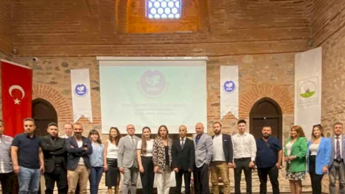 Bursa İGD’de yeni dönem! Başkan Mesut Demir güven tazeledi