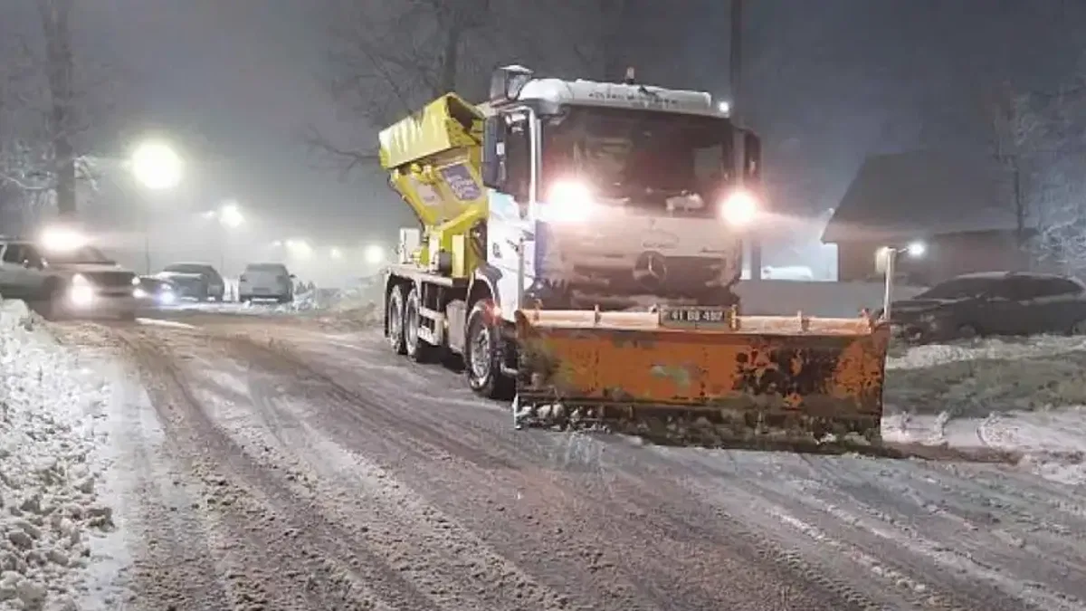 Kar Timleri'nden yılbaşı mesaisi
