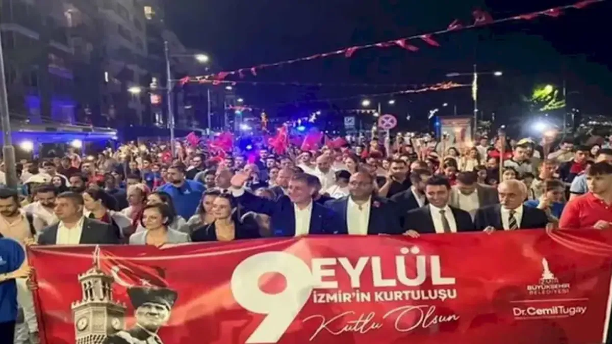 İzmir’in kurtuluşunun 103. yılı coşkuyla kutlandı