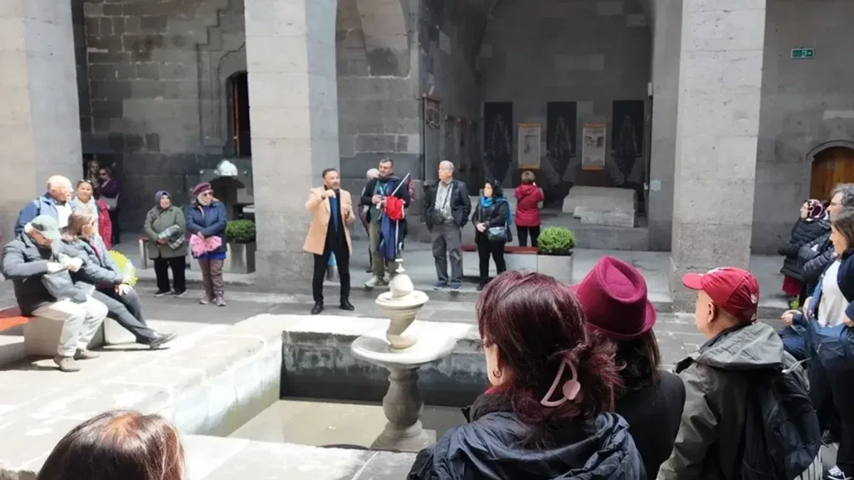 Selçuklu Uygarlığı ve Gevher Nesibe Tıp Tarihi Müzesi’ne tam not