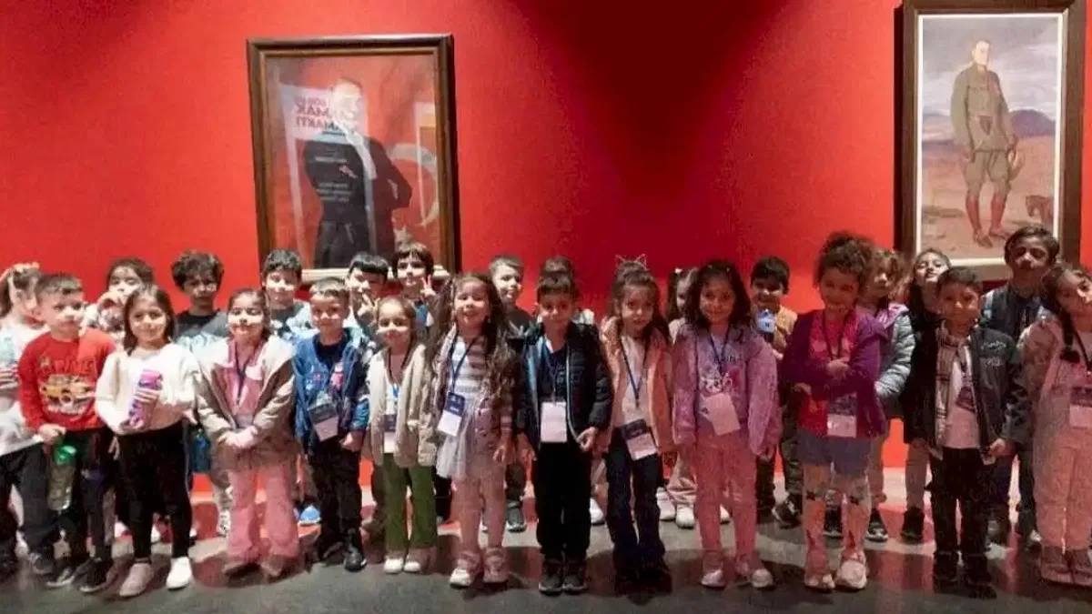 İzmir'de sevginin en saf hali sergiye dönüştü