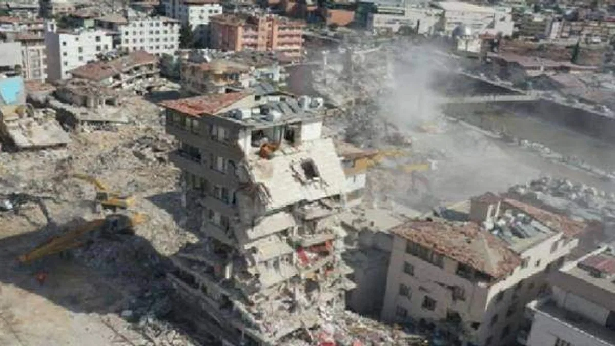 Kocaeli, Hatay’da 51 binanın yıkımını yaptı
