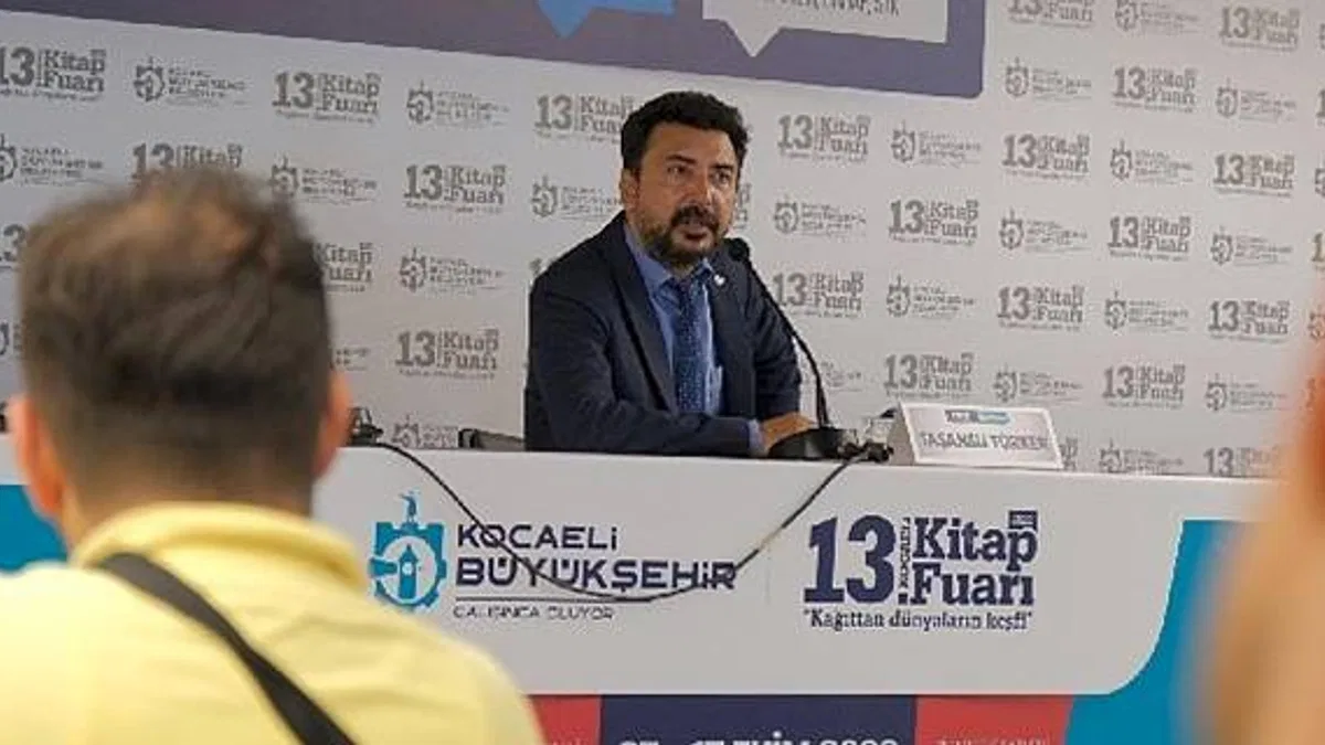 Türker: Bugünün Dünyasını Anlamak Tarihi İyi Bilmekten Geçer