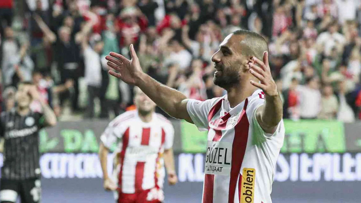 Onvo Antalyaspor 1-0 Tümosan Konyaspor (Maç Sonucu) Antalya tek attı 3 puanı aldı!