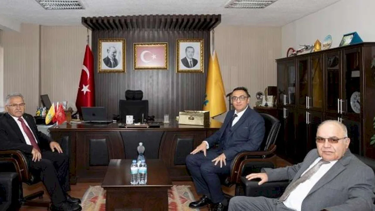 PTT 183'üncü yaşını kutluyor