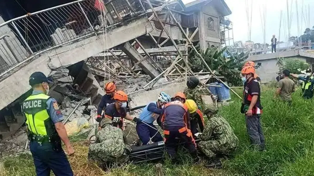 Filipinler, deprem bölgesinde kurtarma operasyonları için orduyu görevlendirdi