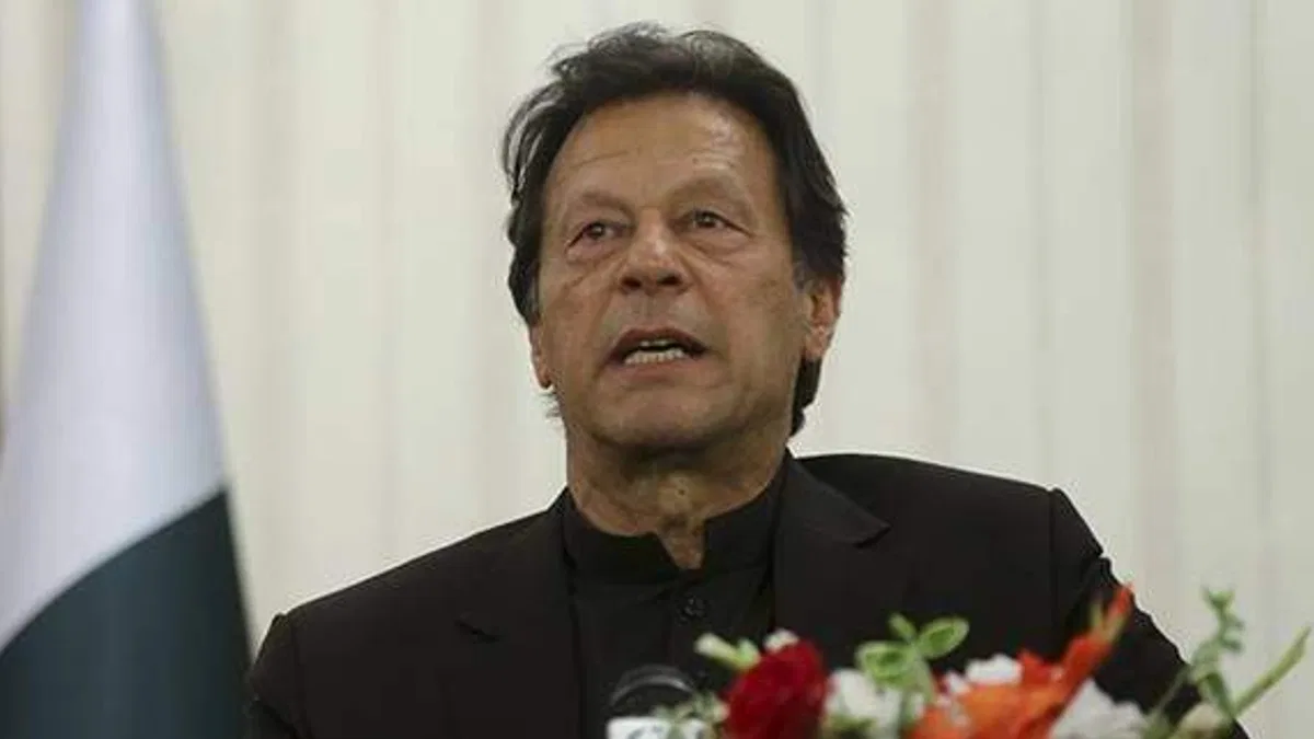 Pakistan'da İmran Han, partisinin eyalet meclislerinden istifa edeceğini açıkladı