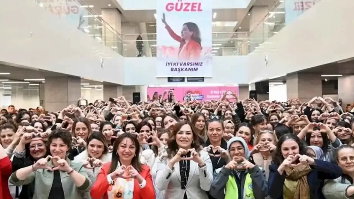 Günün en güzel fotoğraf karesi! “Kadınların elinin değdiği her yer güzelleşir”