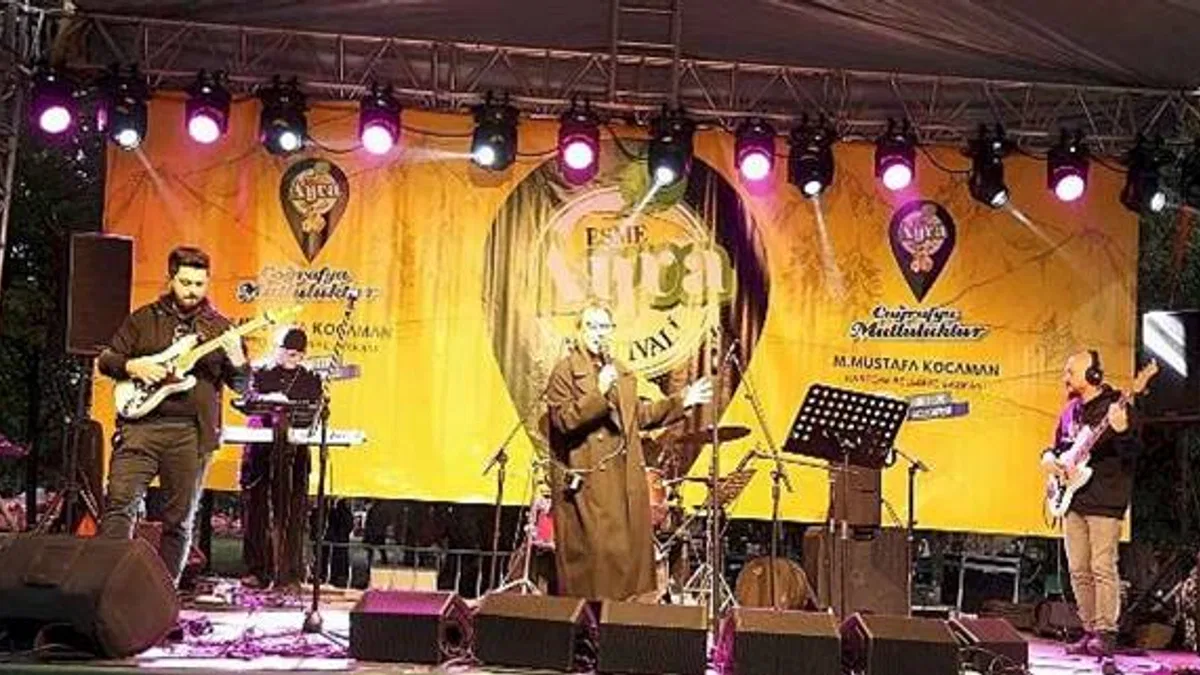 Kartepe'de Coşkulu Ayva Festivali