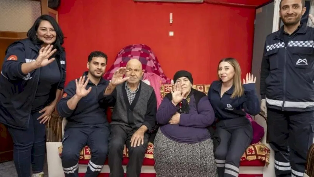 Mersin’de bayram öncesi evde sağlık ve bakım hizmeti