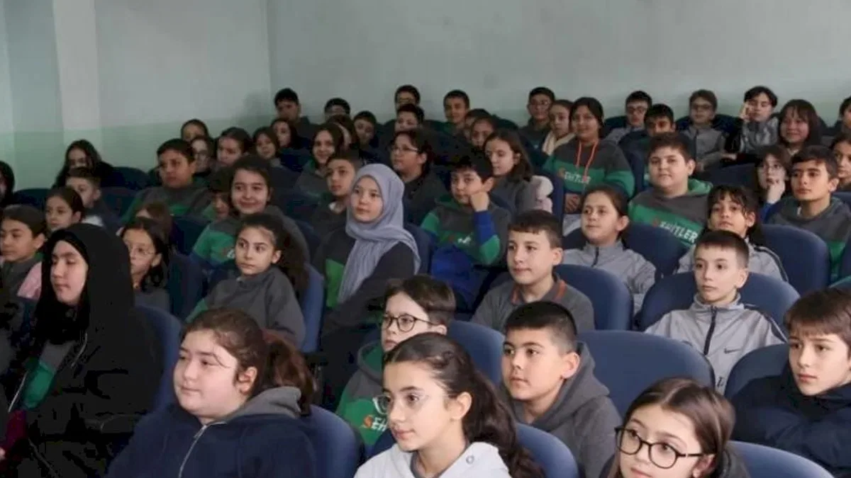 Kütahya Belediyesi'nden öğrencilere 'Sıfır Atık' eğitimi
