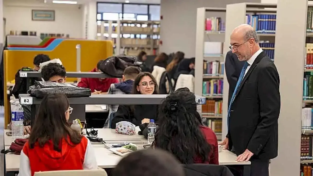 Başkan Pekyatırmacı Yeni Nesil Şehir Kütüphanesini Açtı