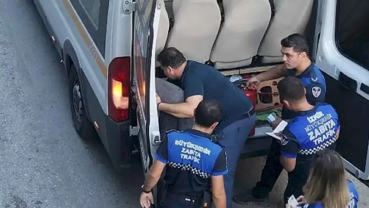 İzmir Büyükşehir Belediyesi'nden servis araçlarına sıkı denetim