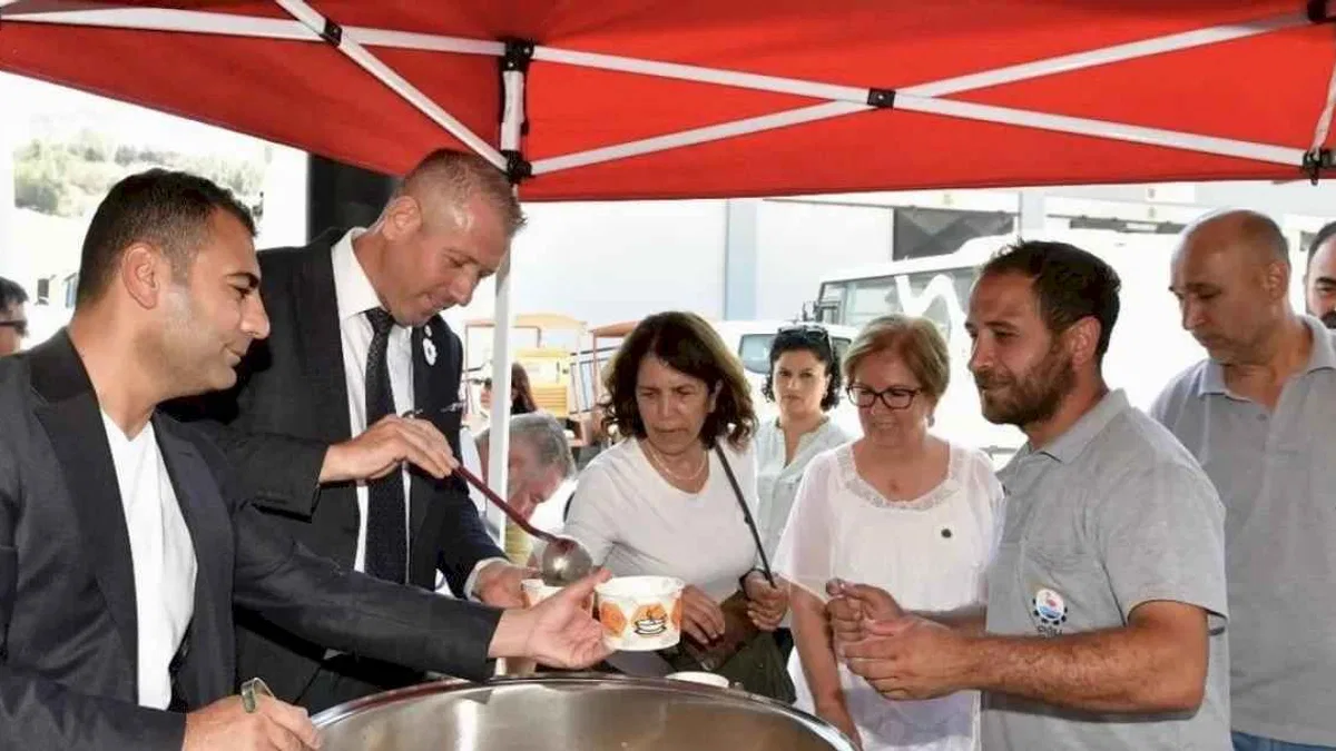 Çiğli Belediyesi Muharrem Ayı'nda aşure etkinliği düzenledi