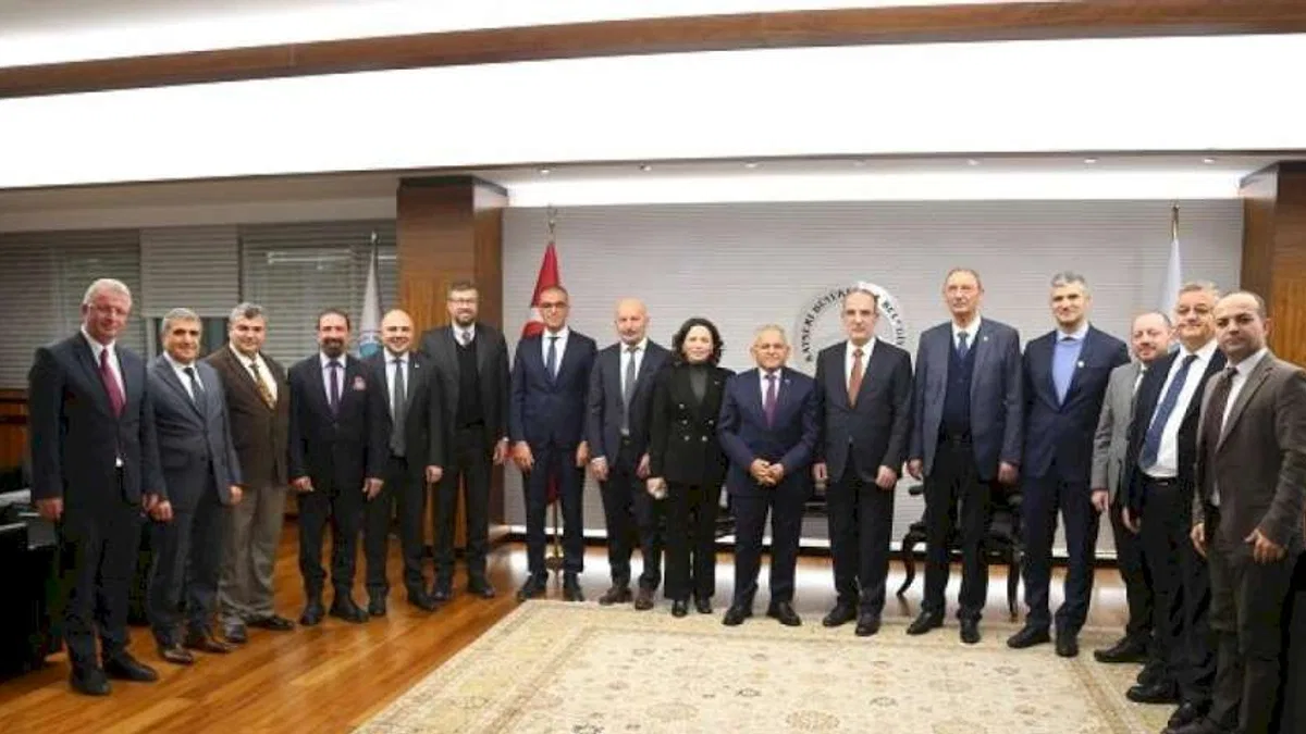 İslam Kalkınma Bankası'ndan Kayseri Büyükşehir'e ziyaret