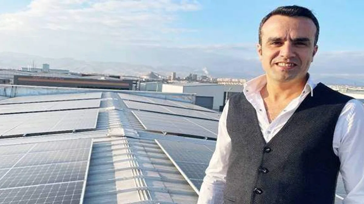 Mıhoğlu halıları temiz enerjiyle temizliyor