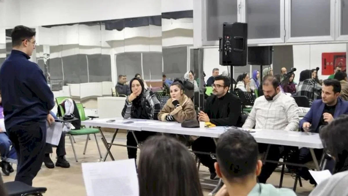 Kayseri Talas Karadut Tiyatrosu yetenek peşinde