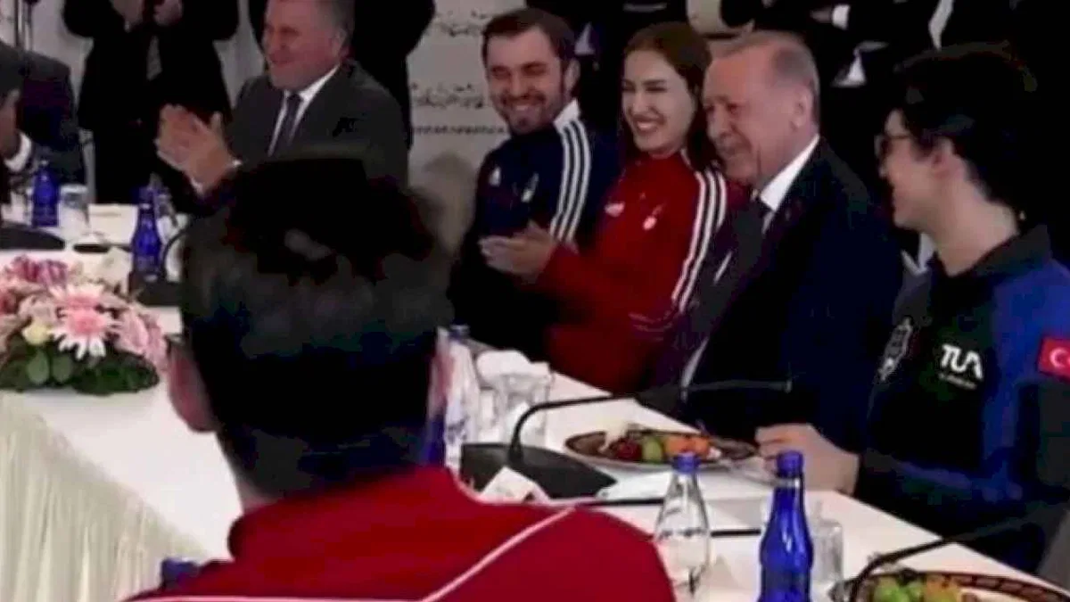 Cumhurbaşkanı Erdoğan'ın milli sporcu ile güldüren diyalogu