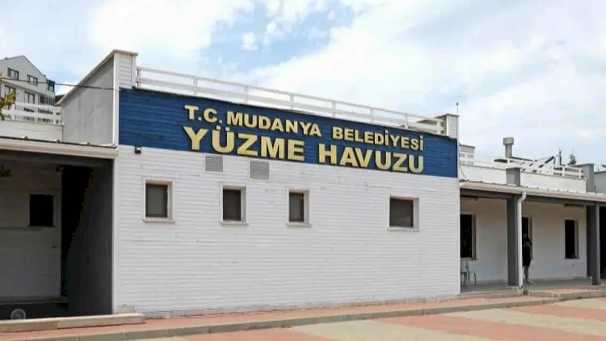 Mudanya'da üç kez açılan havuz yatırımı alay konusu oldu!