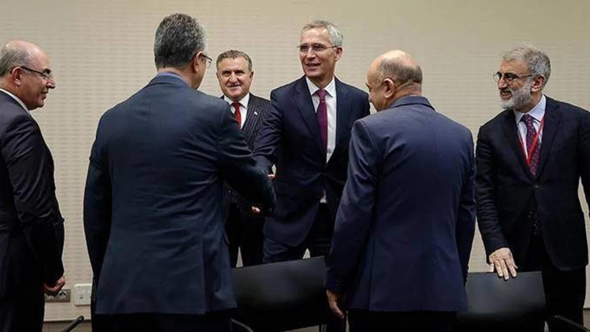 Stoltenberg, NATO Parlamenter Asamblesi Türk Grubu ile görüştü