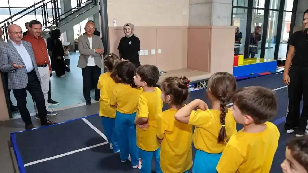 Konya Karatay'da başkanlarda Sporcu Merkezi'ne ziyaret