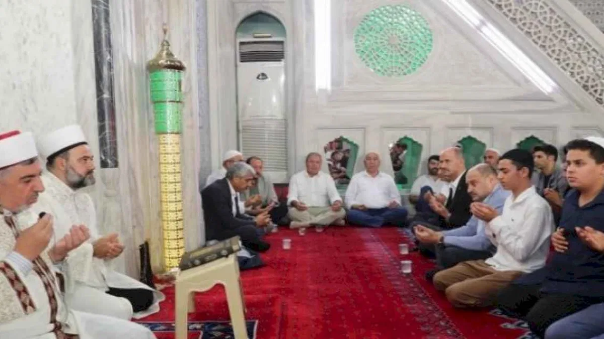 Başkan Gülpınar şehitler için okutulan mevlidi şerif programına katıldı