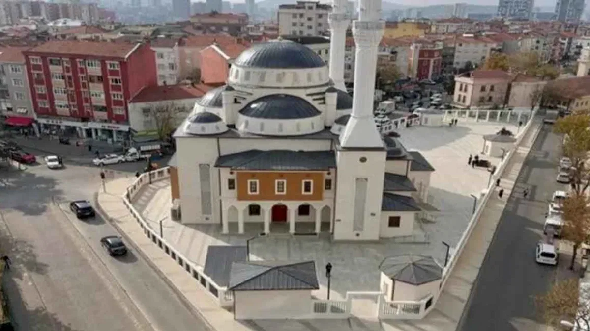 İBB'den ibadethanelere özel ilgi