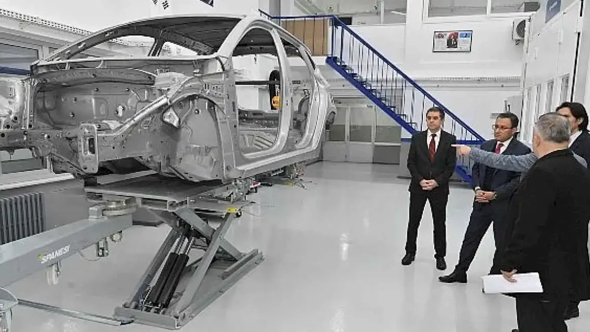 Hyundai Assan Geleceğin Teknisyenlerini Yetiştirmeye Devam Ediyor.