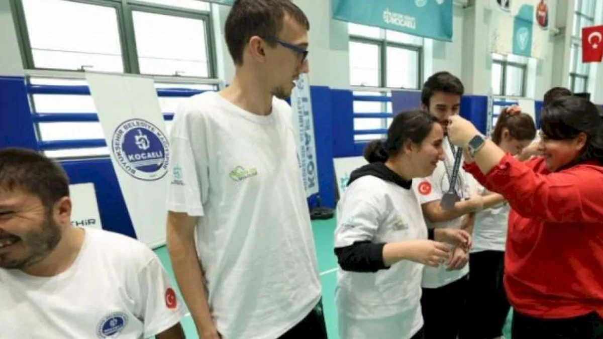 Özel sporculardan görkemli gösteri