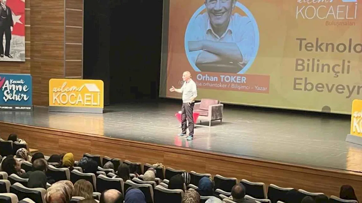 Kocaeli Gebze’de dijital ebeveynlik konuşuldu
