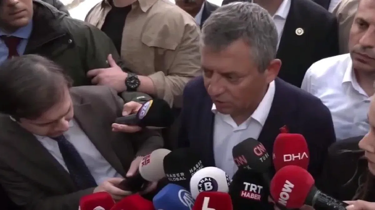 Özgür Özel: CHP’yi 3. kez açmak için savaşacağım