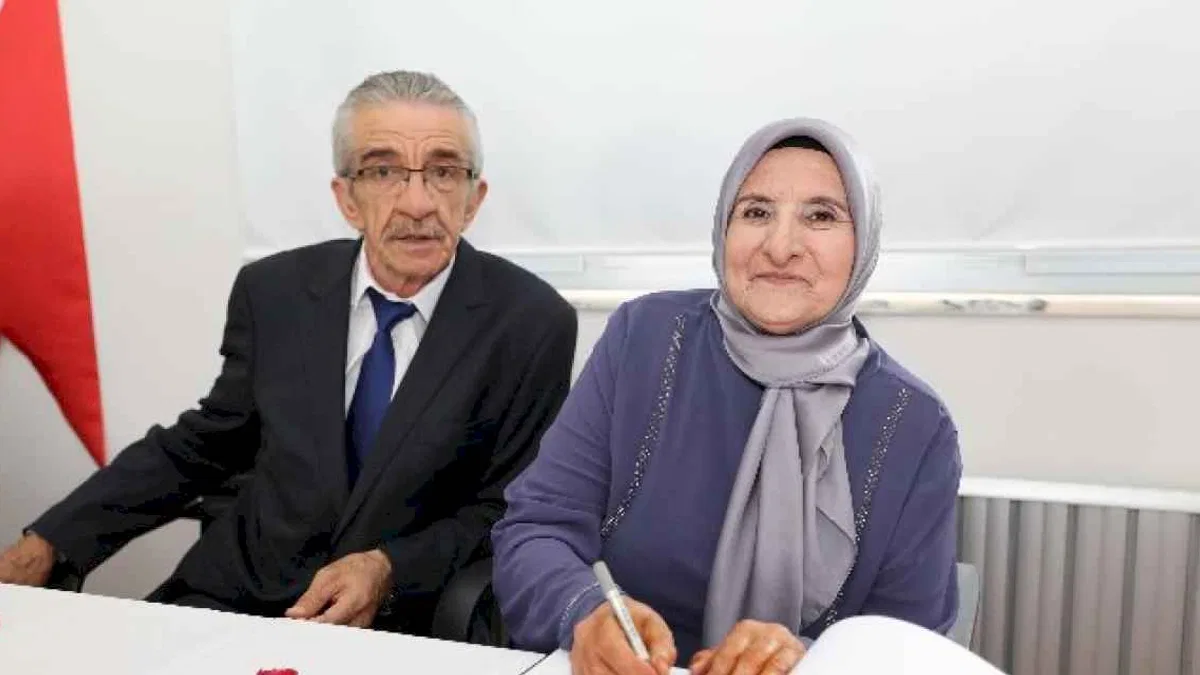 İkinci baharını yaşayan çiftin nikahını Başkan Büyükgöz kıydı