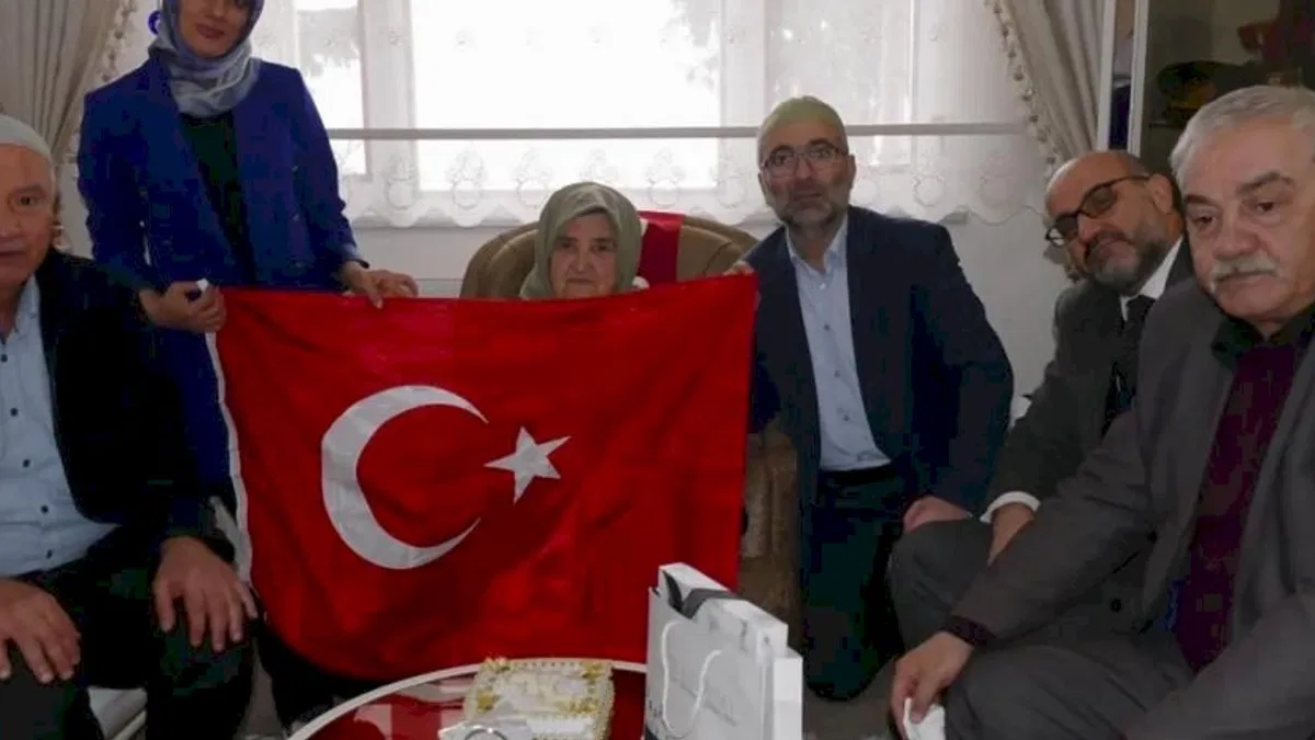 Trabzon'da şehit aileleri ve gazilere vefa ziyareti
