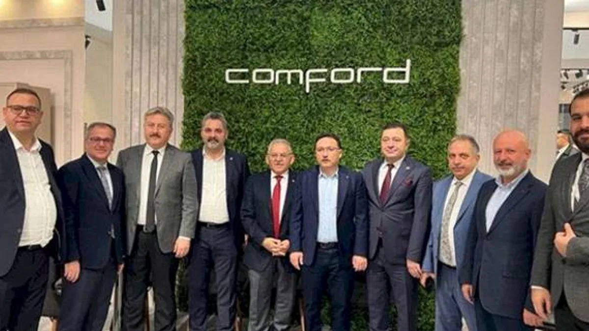 Vali Çiçek, Uluslararası İstanbul Mobilya Fuarı’nın açılışına katıldı