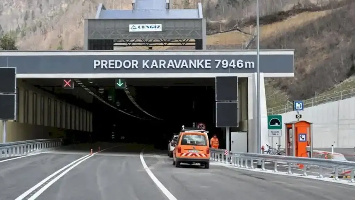 Karavanke Tüneli Açıldı