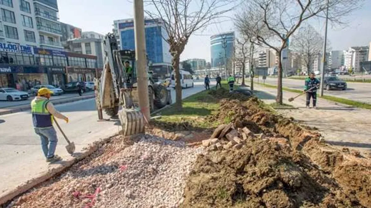 Bursa'da Ata Bulvarı'nı rahatlatacak dokunuş