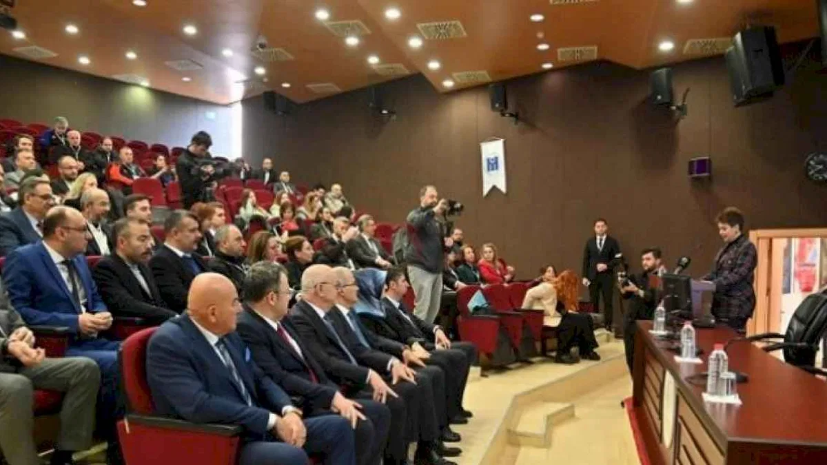 Depreme Dirençli Manisa Çalıştayı’nın açılışı gerçekleştirildi