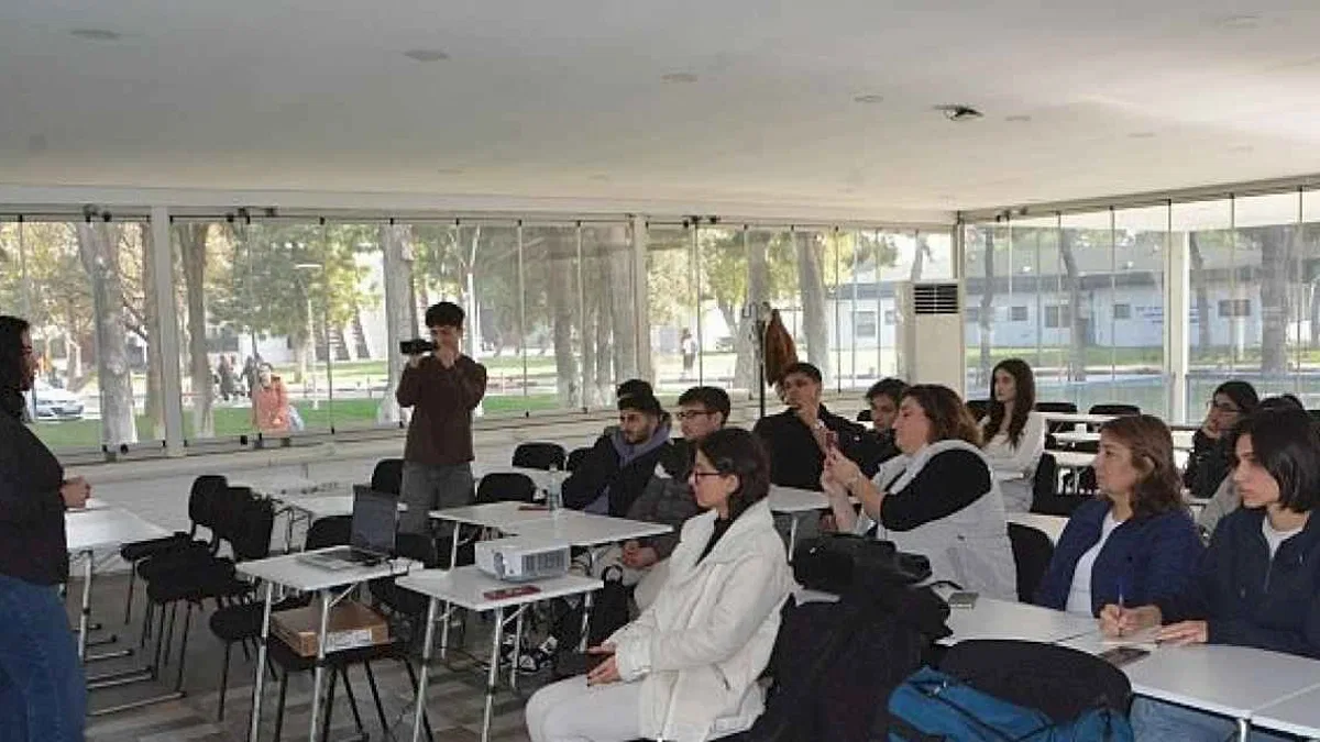 Egeli gençlere "Hava Yolu Tıkanıklarında İlk Yardım Uygulaması" öğretildi